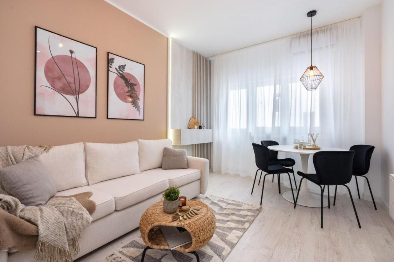Victoria Charm Apartman Bukarest Kültér fotó